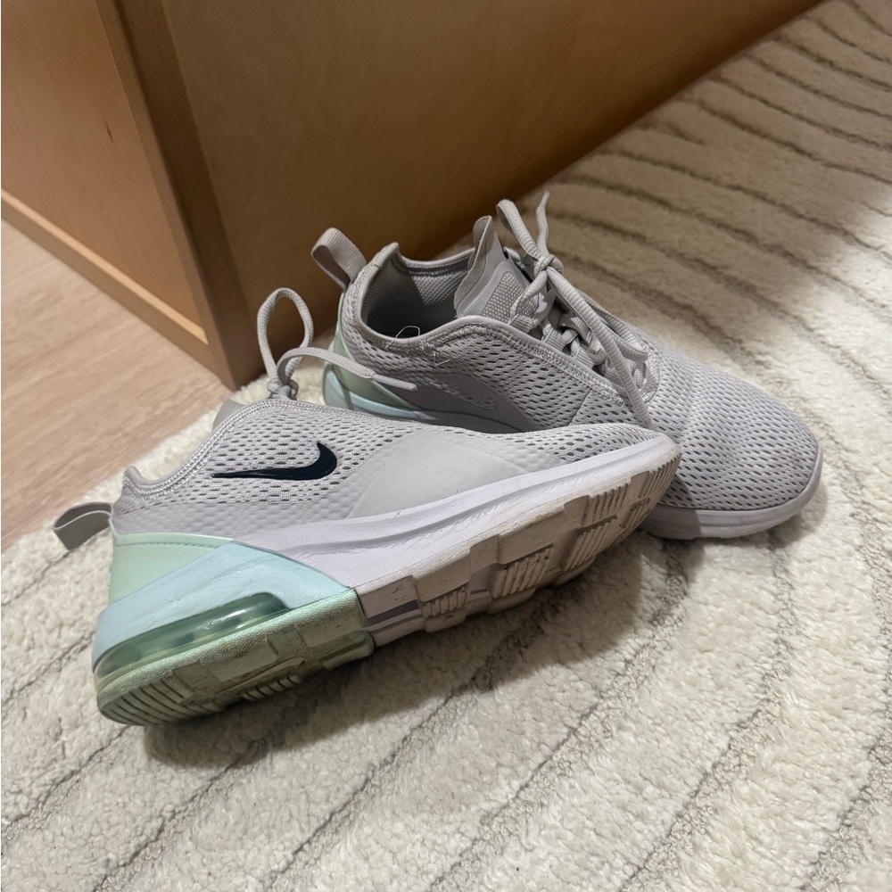 Nike Athletic Shoes in Gray and Mint